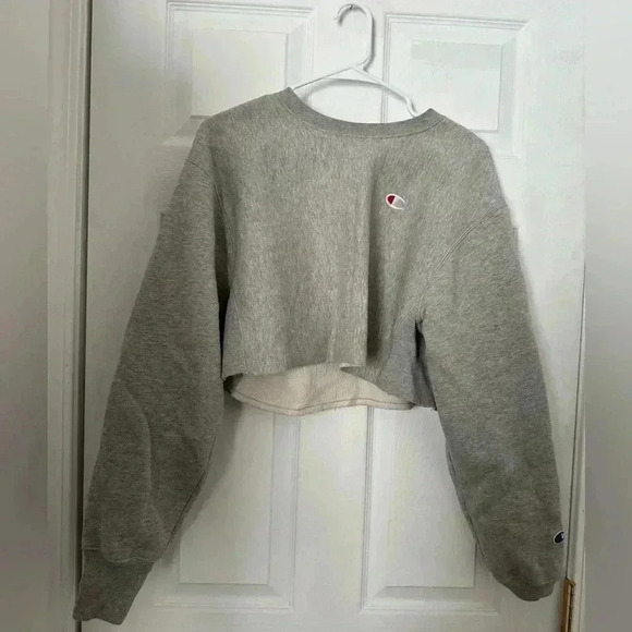 Champion Reverse Weave Cropped Sweatshirt - Picture 3 of 8